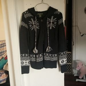 Snowflake Sweater w/hood